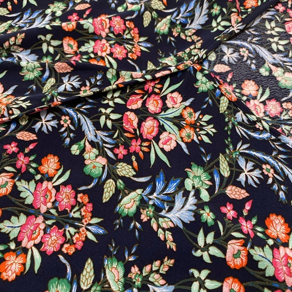 NWT Loft Navy Floral top w/faux wrap back - Picture 11 of 12